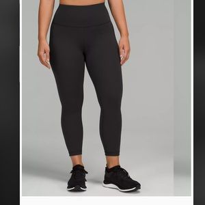 Lulu leggings 21" inseam